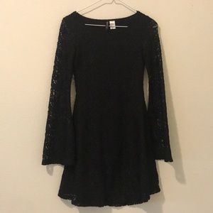 Lace black long sleeve dress